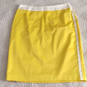 Escada Size 36 (Small) Yellow Mini Skirt